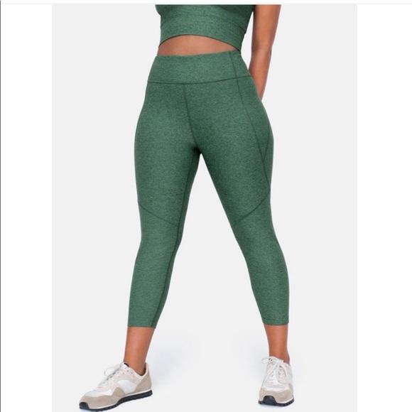 Outdoor Voices 3/4 Warm Up Legging - Hunter Green - Picture 2 of 3